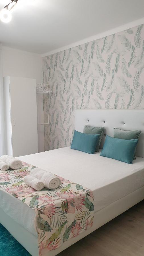 Prestige Holidays Alojamentos Nazare Exterior photo